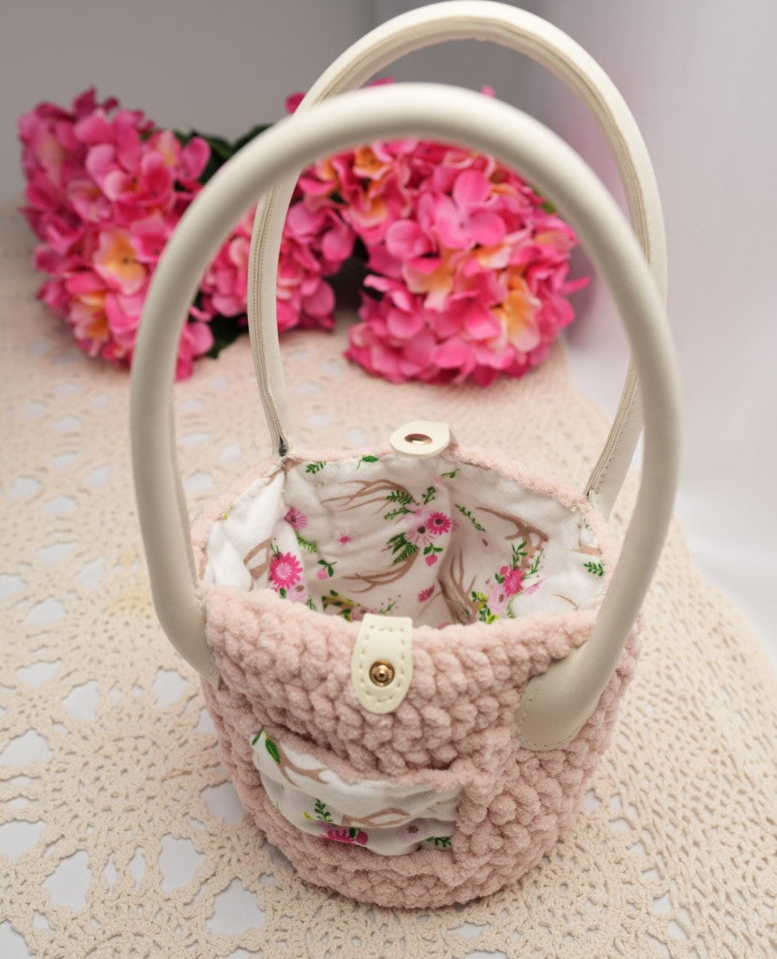 Falling into Pink Shoulder Bag