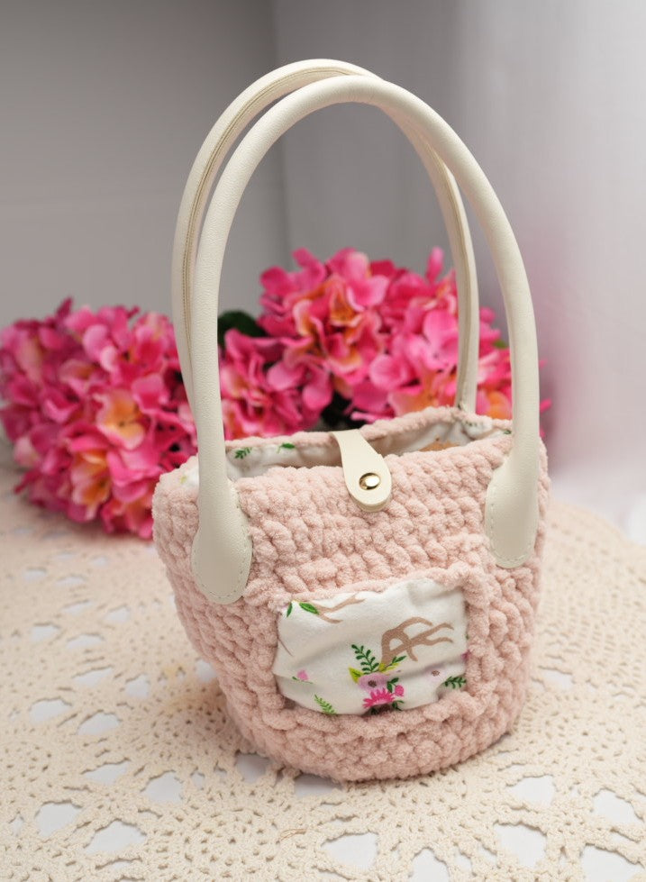 Falling into Pink Shoulder Bag