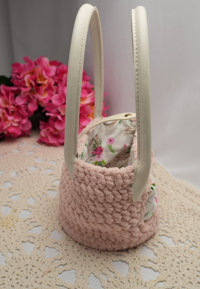 Falling into Pink Shoulder Bag