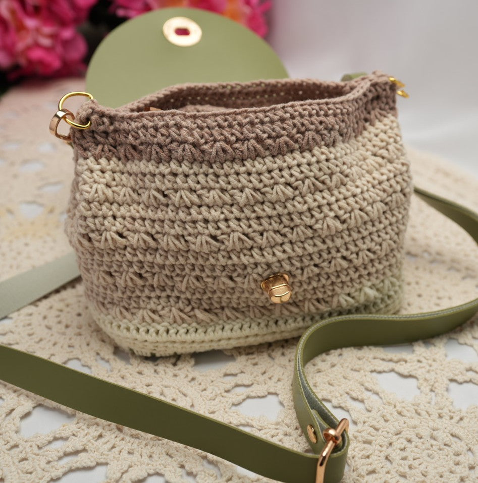 Summer Breeze Shoulder Bag